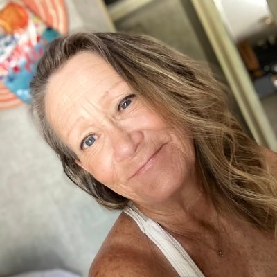 StaceyG32023982's profile picture. Simple , I’m in my hippy stage in my life ! 24 years strong same company ! Semi retired looking for my place in this Free State of Florida 👍😎UltraMaga