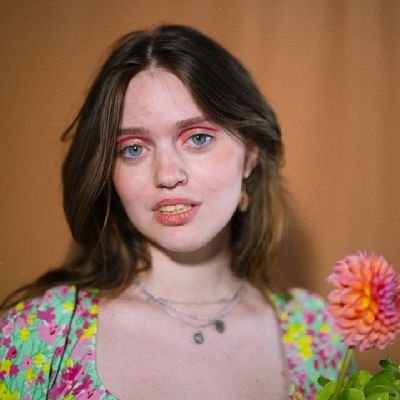 вокалістка гурту porcelyana
| стилістка і художниця з костюмів
#укртві