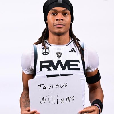 5’11 165lbs | WR/RB/CB 40 time 4.6| Powdersville High School | Class of 2026 | 📍SC | phone number: (864)-867-4546 | GPA 3.2| My Coaches: +1 (864) 747-3969