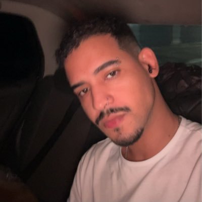 ex-festeiro e atual estudante de medicina veterinária. @Flamengo