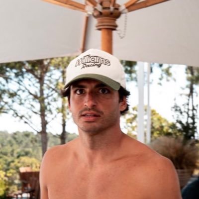 president of the carlos sainz legs fan club // 55 4 63