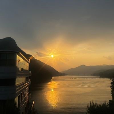 poweroflove93's profile picture. #家庭連合の解散命令撤回
　#家庭連合信徒の拉致監禁強制棄教
　家庭連合は反日カルトではありません。