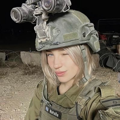💪 Army strong | Fearless woman in uniform 🇮🇱# breaking barriers in boots🪖 # Disciplined. Determined. Deployed when duty calls. Female soldiers on the rise.