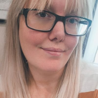 sugar & spice & everything nice 😇🥵
baby gamer & lover of books🖱📚👩
trying to experience more of this life i love❤️ MDNI 🔞 https://t.co/wFa384nH4r