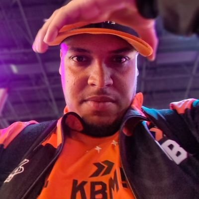 Acostumado a passar vergonha e perder a linha com a @kabumesports 🥷🏼🟧