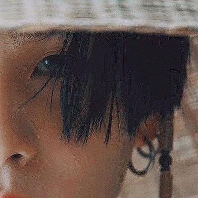 — No es tu culpa, no es mi culpa, no es culpa de nadie, sólo somos humanos y estamos haciendo lo que podemos hacer.
– Namjoon - BTS
@kim_kimlobo