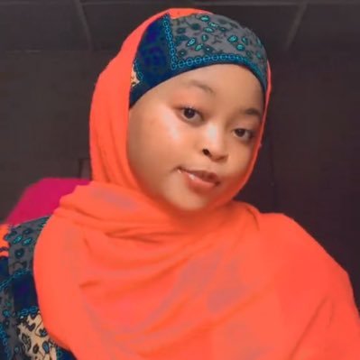 OOlarmide's profile picture. pharmacist 👩‍⚕️…. fashionista …muslimah….. Liverpool FC (NWA)❤️❤️…..August 15