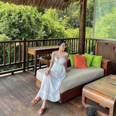 A free soul who likes to be independent and enjoys this stage of life where I can focus on my dreams and adventures. I want to be prepared to share my life with