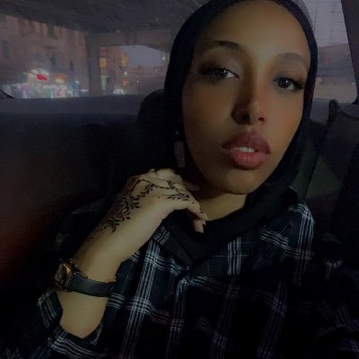sharmoofet's profile picture. Product Designer
✨🫧
