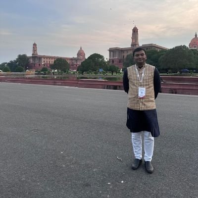 अहं भारतस्य पुत्रः, अहं भारतस्य विषये वदिष्यामि।