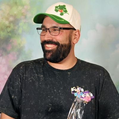 Follow for Theme Park Content around Orlando with Food Reviews and unboxings too!