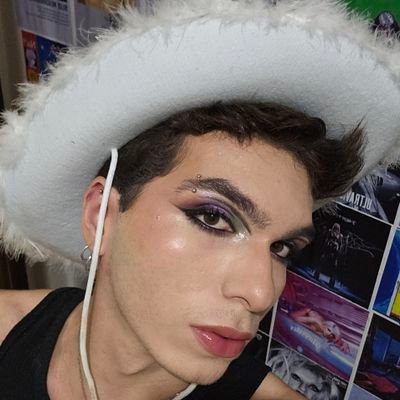 ESFP • não-binario ele/dela
https://t.co/Ofo81PCIBJ
https://t.co/5GhgJNfWYH
Letterboxd https://t.co/JQ97VFbuLq