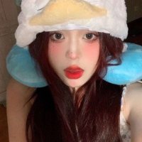 두나은 (@ip423632djb55yf) 's Twitter Profile