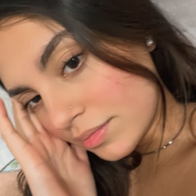 vivian4l's profile picture. sei lá