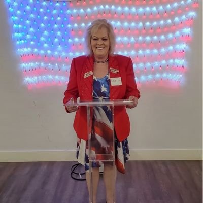 TRIPLE TRUMP VOTER! Republican campaign strategist based in Fl. Former Regional Field Director Trump Victory Team. GOD☆FAMILY☆COUNTRY
John 3:16