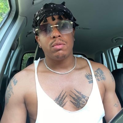 Exclusive ❤️🔥👑 🔞NO ONE UNDER 21 🔞 MODEL•DANCER•CONTENT CREATOR DM IF WANT TO COLLAB*SERIOUS INQUIRIES ONLY 💪🏾😜 CASHAPP $NumberStreetzFreak