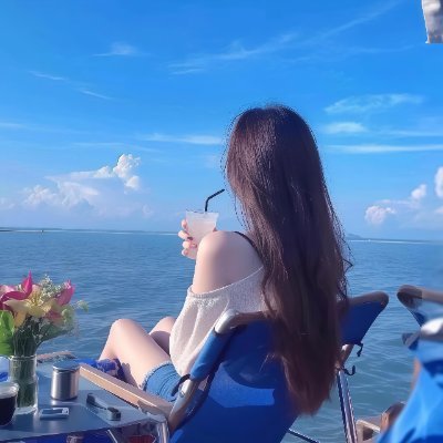 私は、これからの道がどれほど困難であるかを恐れているのではなく、自分が十分に強くないことを恐れているだけです。Every time you fall, you are accumulating strength for the next leap. Stick to yourself, and the future w