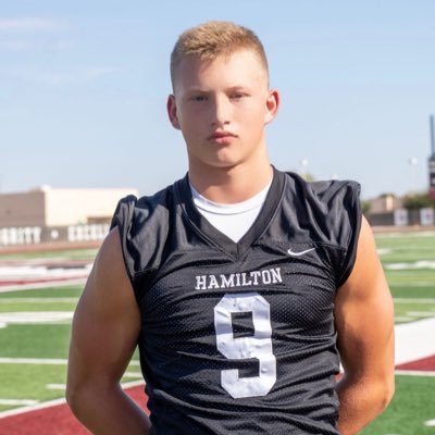TRUE C/O 2029 Honors 3.9 GPA Student Athlete Football TE/DE/LS 6’3 195 lbs Hamilton High School #9 Email: grantzemla@outlook.com Insta: @grant_zemla