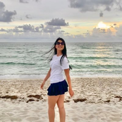 ValenCorchuelo's profile picture. Ingeniera Biomédica / Biomedical Engineer 👩🏻‍💻 📝 Más compleja que una red neuronal