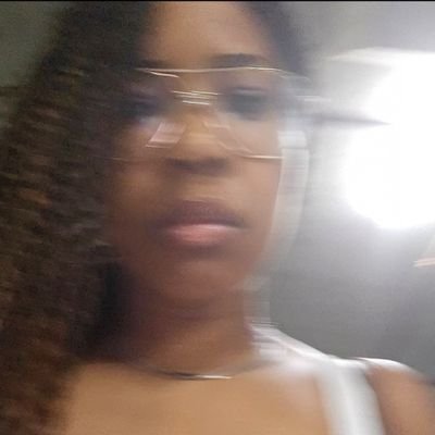 two__ez's profile picture. i come alive in the fall time