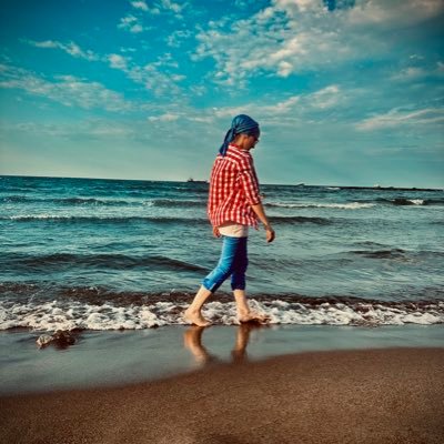 aslhan_akdas13's profile picture. MELİKE ÖZTÜRK 😍👩🏻‍🤝‍👩🏼 28.03.2015💕🙈👩🏻‍🤝‍👩🏼 TRABZONSPOR 🥰♥️💙 TRABZON/İSTANBUL 🥰♥️💙 13052606 ∞🥺🤫