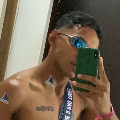 As vezes atleta, as vezes universitario, as vezes spider man . Ed.F-uFg🦈