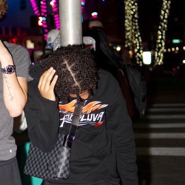 luhswervo2100's profile picture. Juss A Yung Nigga Tryna Turn Dirt Into Diamonds🏴‍☠️💫