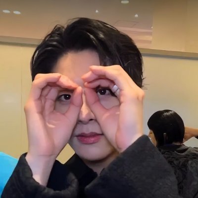 Fan Account. '93. Engene Ult but casually listens to many groups.
Ult Bias: Jake