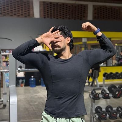 Karlo5xD's profile picture. Videojuegos 🎮❤️||Nutriólogo culero🍏💀||Léxico basado en groserías 🤬||Amo comer🍫🍰||Películas de terror💀||Gymrat de antes y aveces nado💪🏾🏊🏽‍♂️||