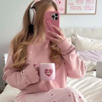 MabellPatrick's profile picture. 🎀"Exploring virtual realms and creating gaming magic" Join me as we explore epic adventures, conquer thrilling challenges, and create unforgettable gaming mome