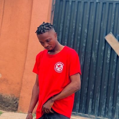 AregbeS5682's profile picture. I'm aregbe