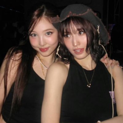 yiqiqi41815's profile picture. 