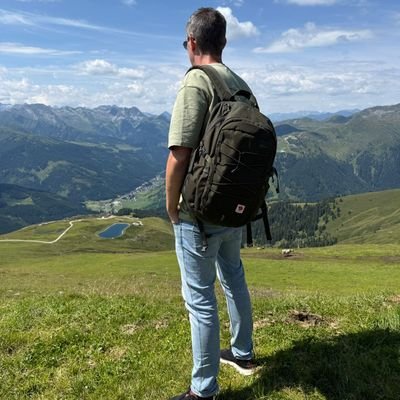 Auf der Suche nach dem Ankommen dürft ihr mich gerne bespassen!Mal sehen ob man hier auch ernsthaft jemanden kennenlernen kann