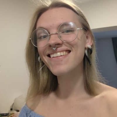 I’m ladyboy I give best service ever tel.. https://t.co/ZoX28qfaM3 you can also whats https://t.co/NvKOcTQy6U I’m the best ever ok ??
