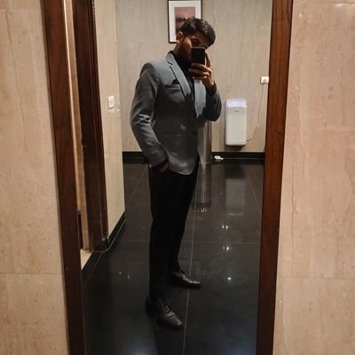 aryanpidiha_'s profile picture. moving