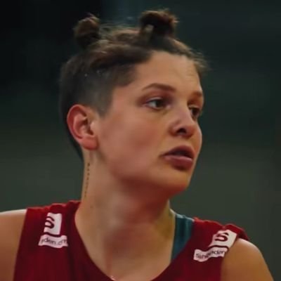 tu_emine73949's profile picture. 