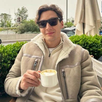 G63ORGE's profile picture. 