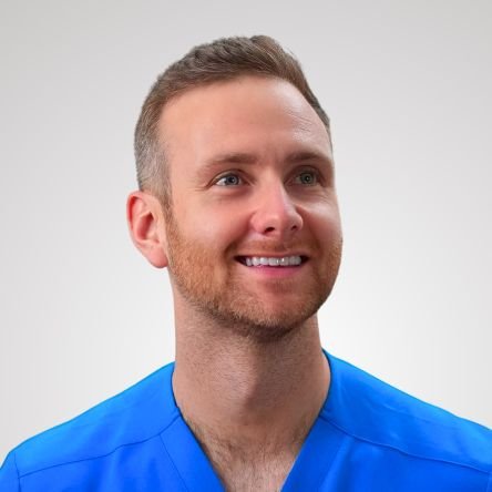 🧐 Let's speak plainly...
🩺 Emergency Medicine Doctor
🌿 Lifestyle Medicine
📖 Author (almost)