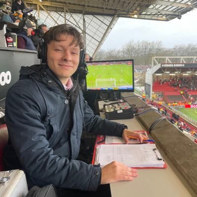 Journalist • Sports Commentator • Reading FC fan 💙⚪️ • Groundhopper 🏟️ • Books & Beers 📚🍻