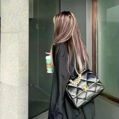 Gianlcbrides's profile picture. 一陣の風のように。そこには優しさと勇気が込められている。