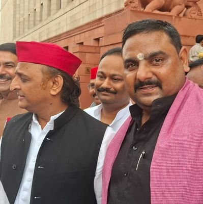 2027 शेर के आगे टिकी नाही गढ़ २७ में किला गड़ाई समाजवादी पार्टी फिर से आयी