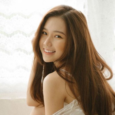 VictoriaJo12232's profile picture. 