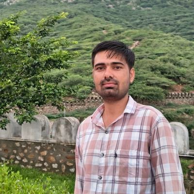 एक सफ़र का राही हूं मैं .....✍️🚶🏃
#जिज्ञासु. #शीलं_परमं_भूषणम् #किसान_पुत्र 🌱🌾
@Students 📒💫✍️.🎯