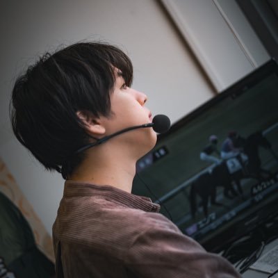 sumiyon1892's profile picture. 競馬専門紙『勝馬』。美浦トレセンでは主に坂路担当。シルクで一口馬主やってます（ミトロジー、インターアーバン、ワスカル、リスレジャンデール、サンセリテ）POGガチ勢です。海外競馬勉強中。なぜか勝馬のダミアンレーンと呼ばれてます。KOP🔥 #勝馬チャレンジ