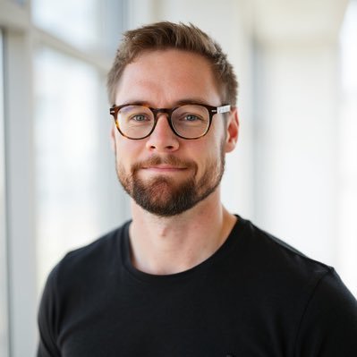 Product Director @ a $200M eComm (books!) | Formerly: Energy Innovation @ Bowman Power, Aerospace @ QinetiQ | WBS MBA