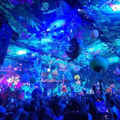 soulxmindxlove's profile picture. Group of 4, 3 girls+1 guyContent Creation Space Artist 🎬• Photography 📸• Modeling• Bookings• DM Studio for Inquiries /Sets Designs • Producers: Love Sharing