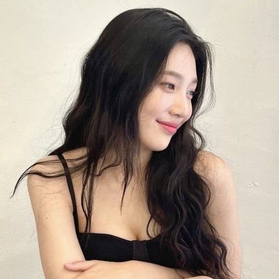 im_ur_joyie's profile picture. 𐙚 ‧₊˚ ⋅ too glam to give a damn