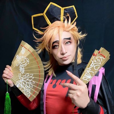takahashi_act's profile picture. 俳優、アクション俳優、イベントアクター、映像やステージ出演。身長183cm、燃料はコーラ！BIGな #超甘党アクションマン！ #造形アクションマンタカハシ！P.E.A.C.E代表。出演の他殺陣振付・演出等のお仕事しております。コスプレ、刀剣、FGO、アメコミ、プラモ #戦ってみた #コスアク #つくってたたかお