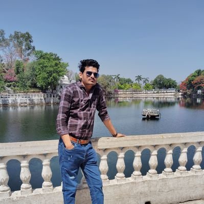 VickyShorya's profile picture. 