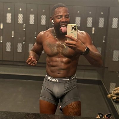 BigSouth16's profile picture. Just like talking trash, and having fun.